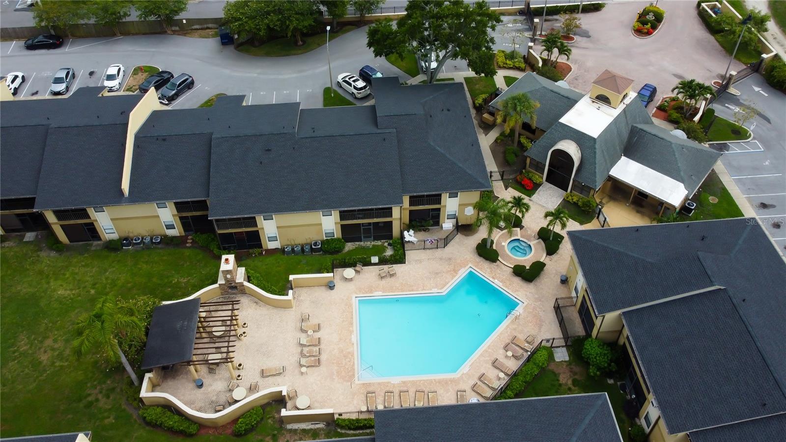 Image 6 of 55 For 12261 Sailwinds Drive 203