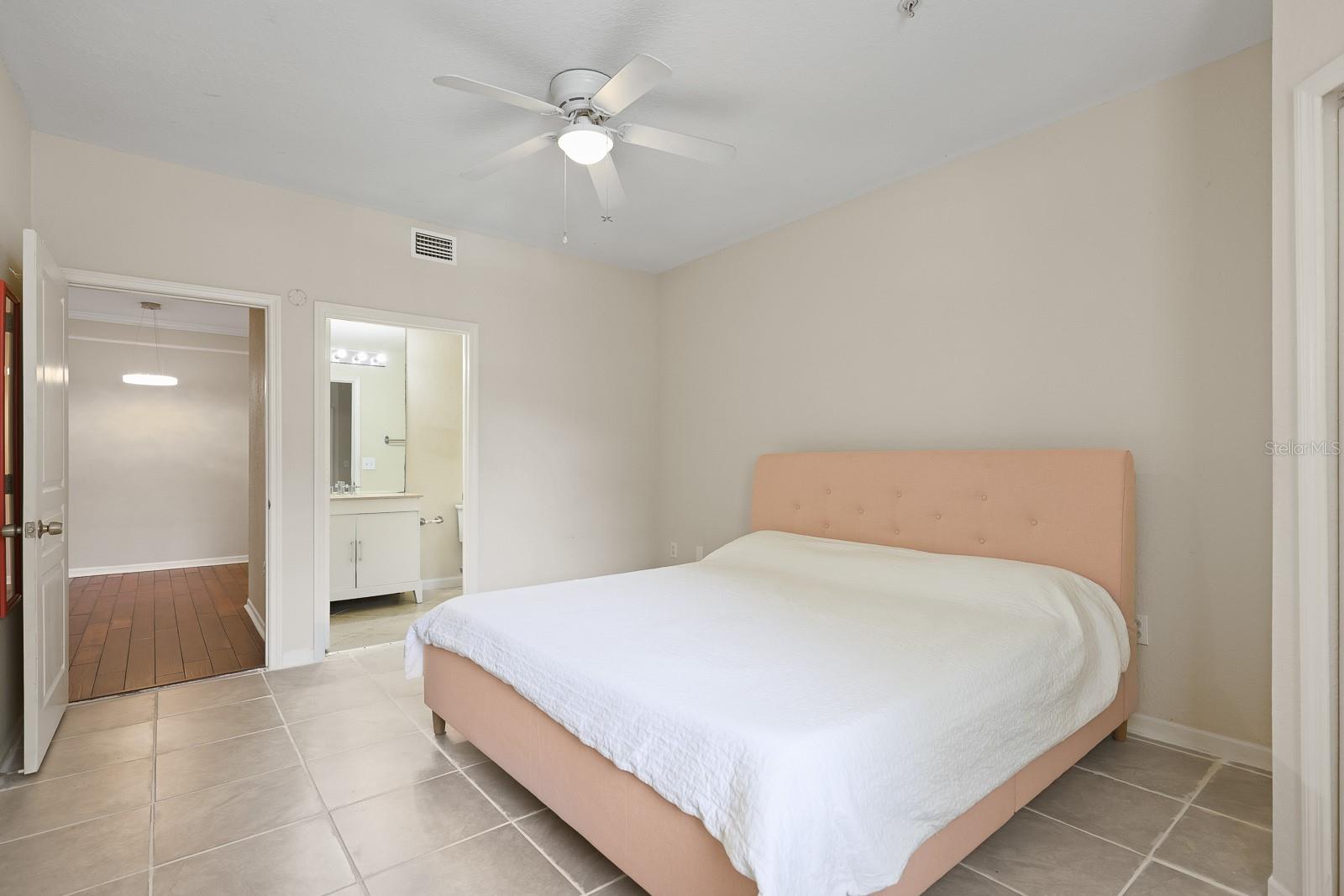 Image 13 of 33 For 17108 Carrington Park Drive 701