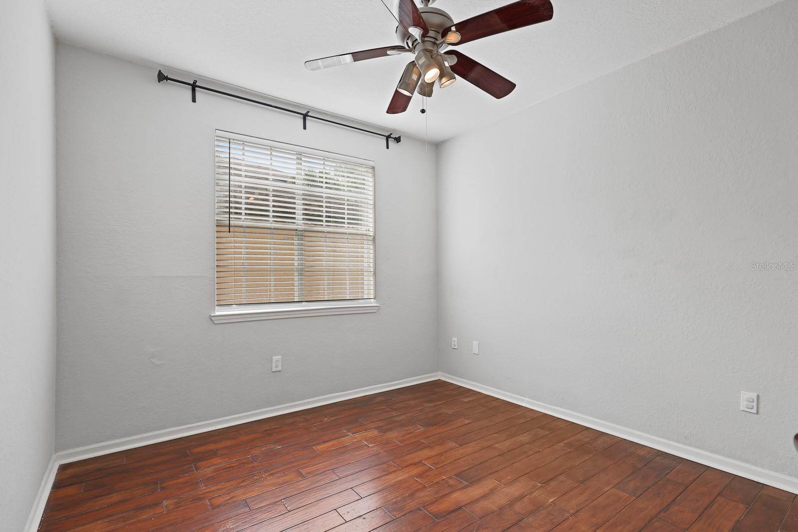 Image 16 of 33 For 17108 Carrington Park Drive 701