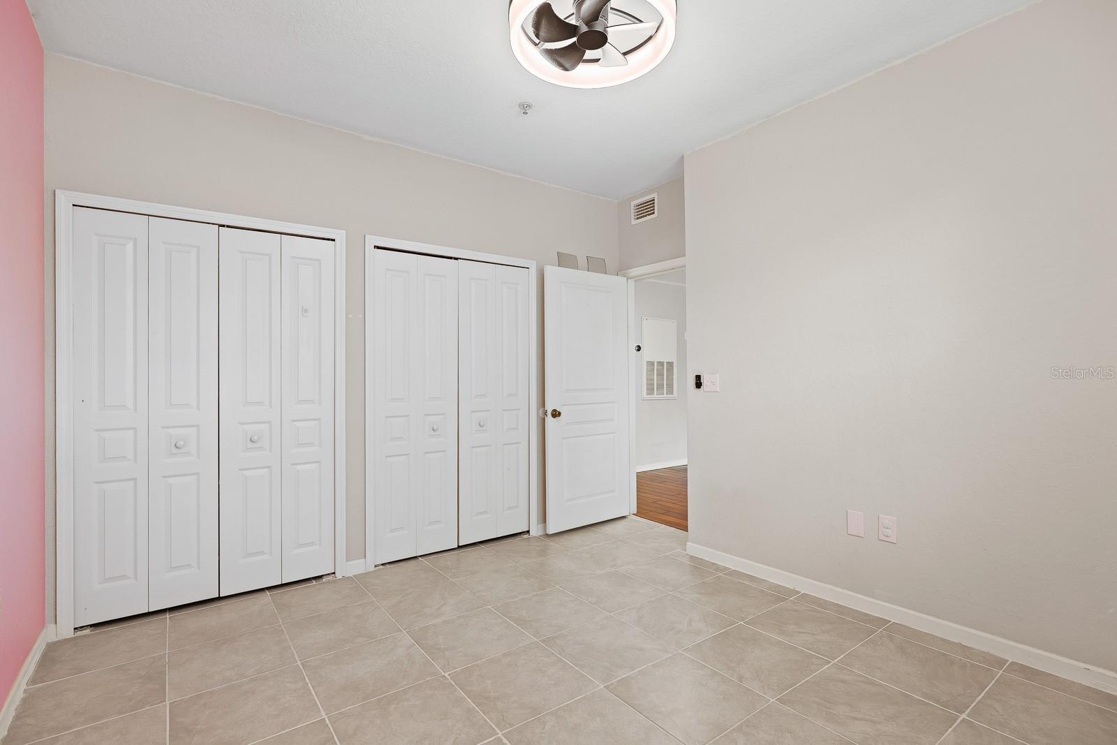 Image 21 of 33 For 17108 Carrington Park Drive 701