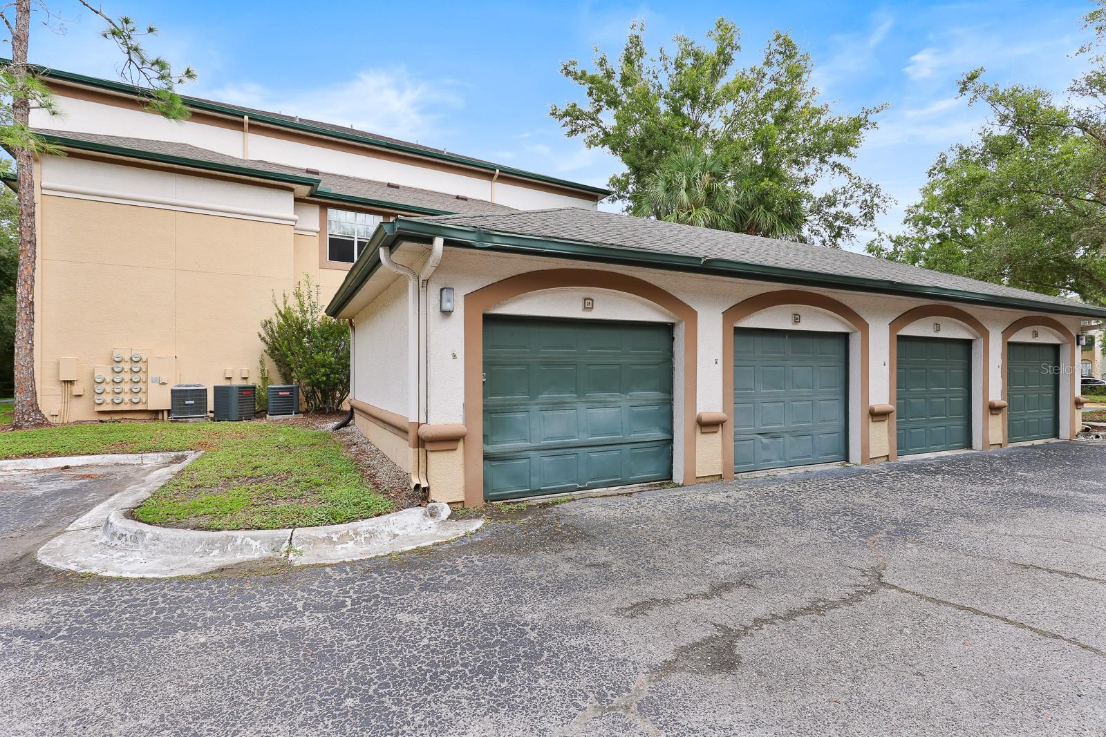 Image 26 of 33 For 17108 Carrington Park Drive 701