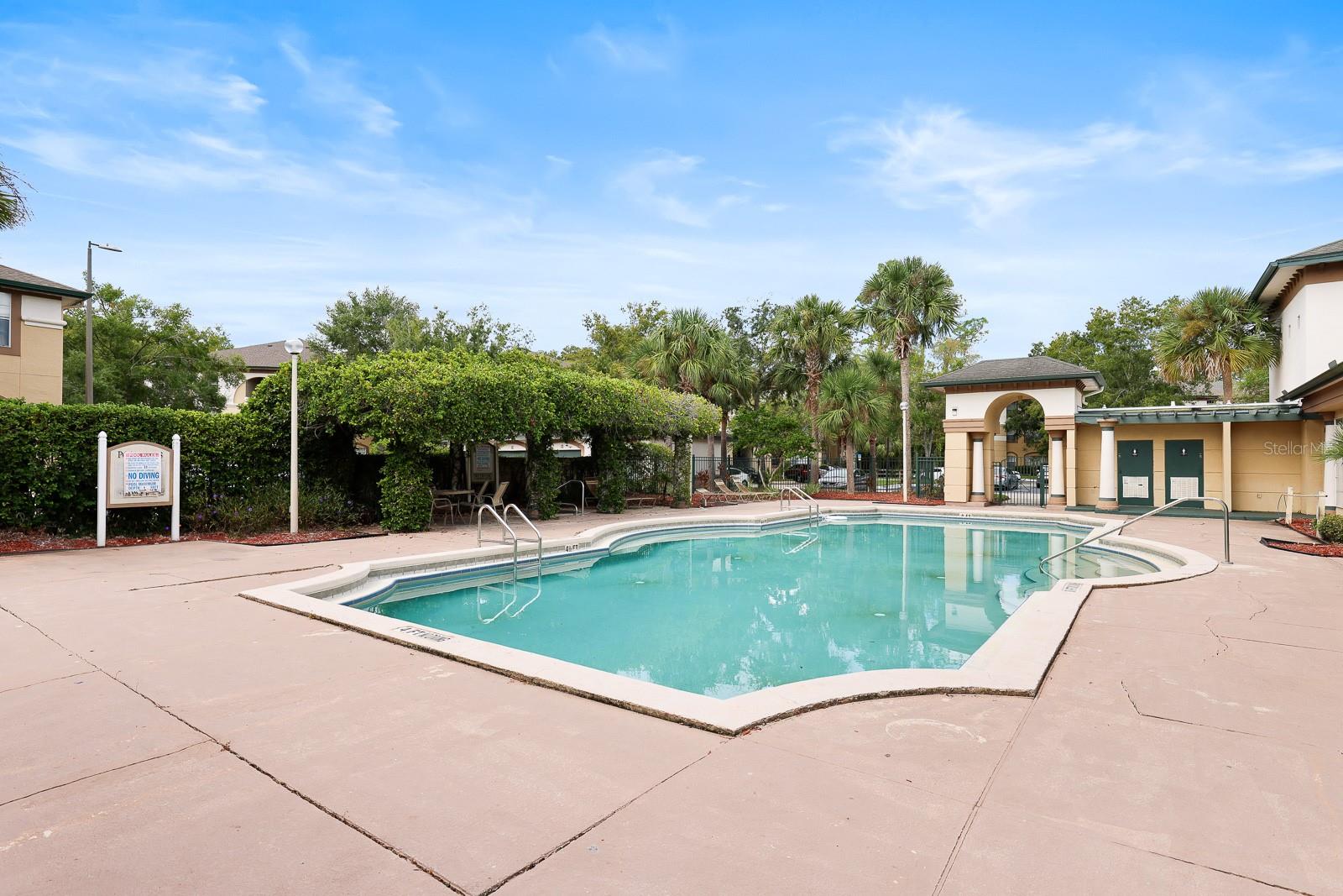 Image 27 of 33 For 17108 Carrington Park Drive 701