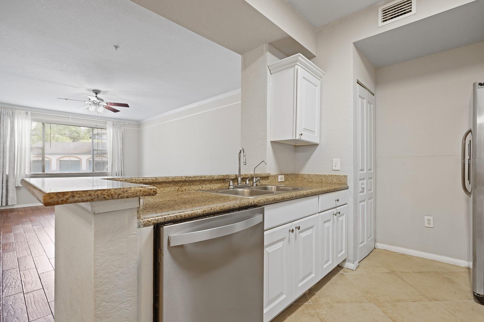 Image 6 of 33 For 17108 Carrington Park Drive 701