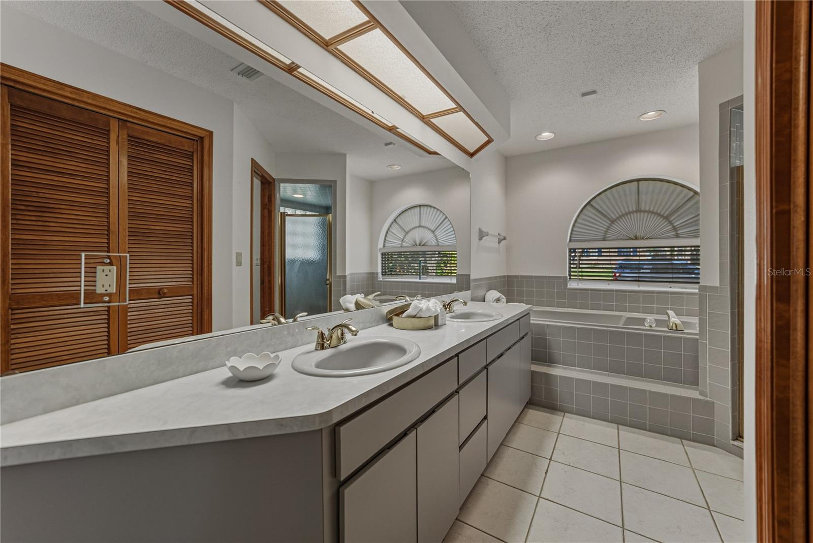 Image 23 of 92 For 1615 Lady Bowers Trail