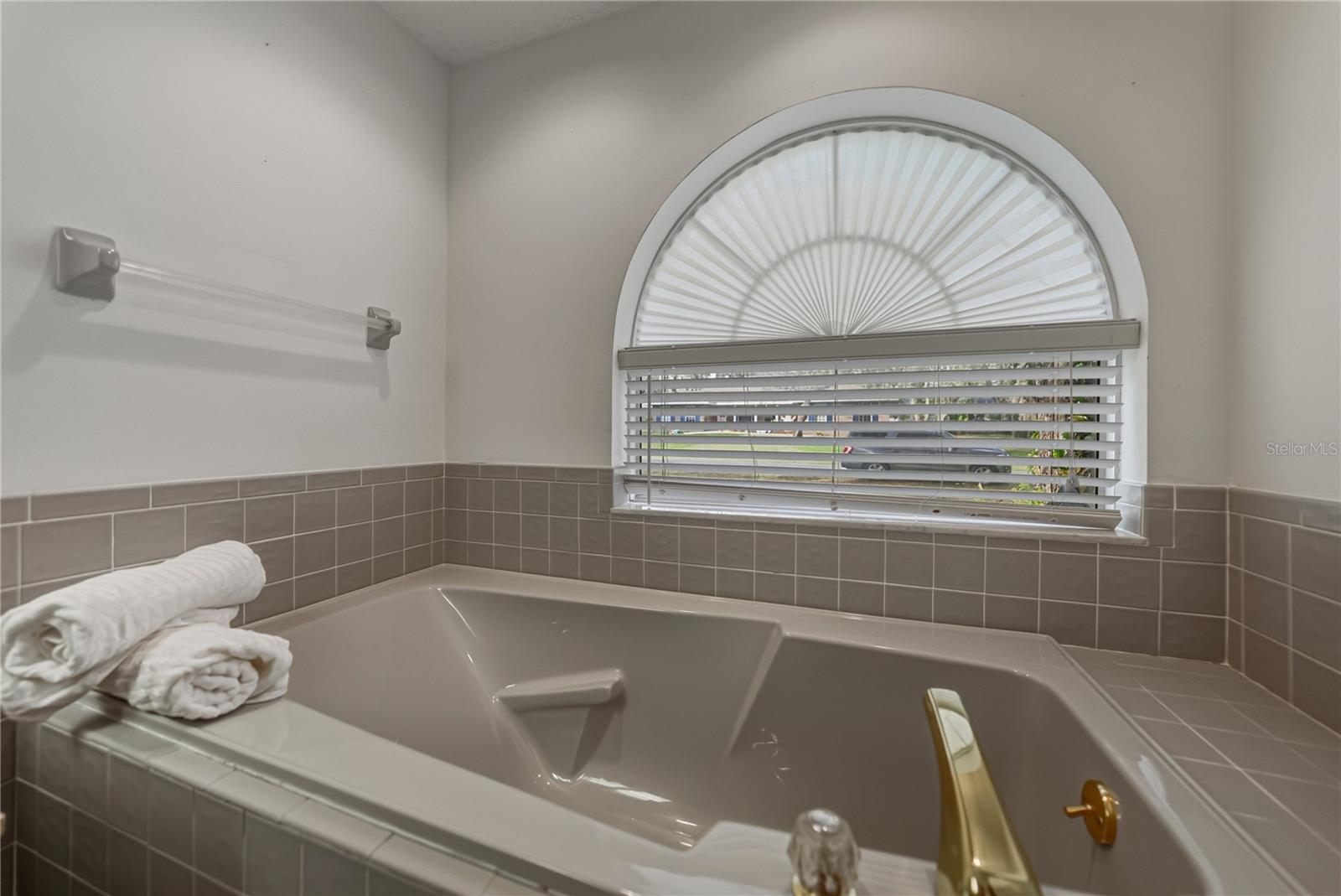 Image 26 of 92 For 1615 Lady Bowers Trail