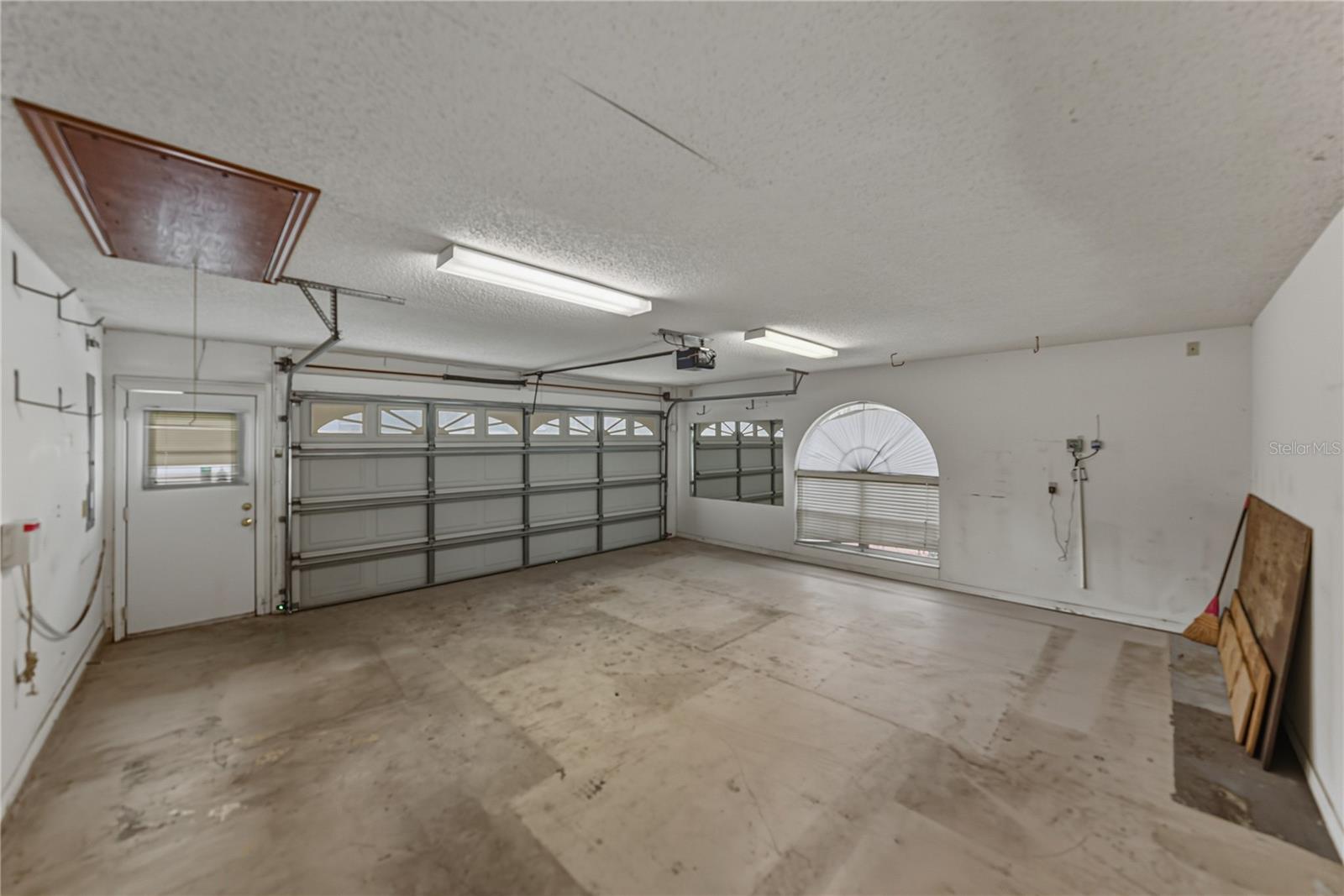 Image 51 of 92 For 1615 Lady Bowers Trail