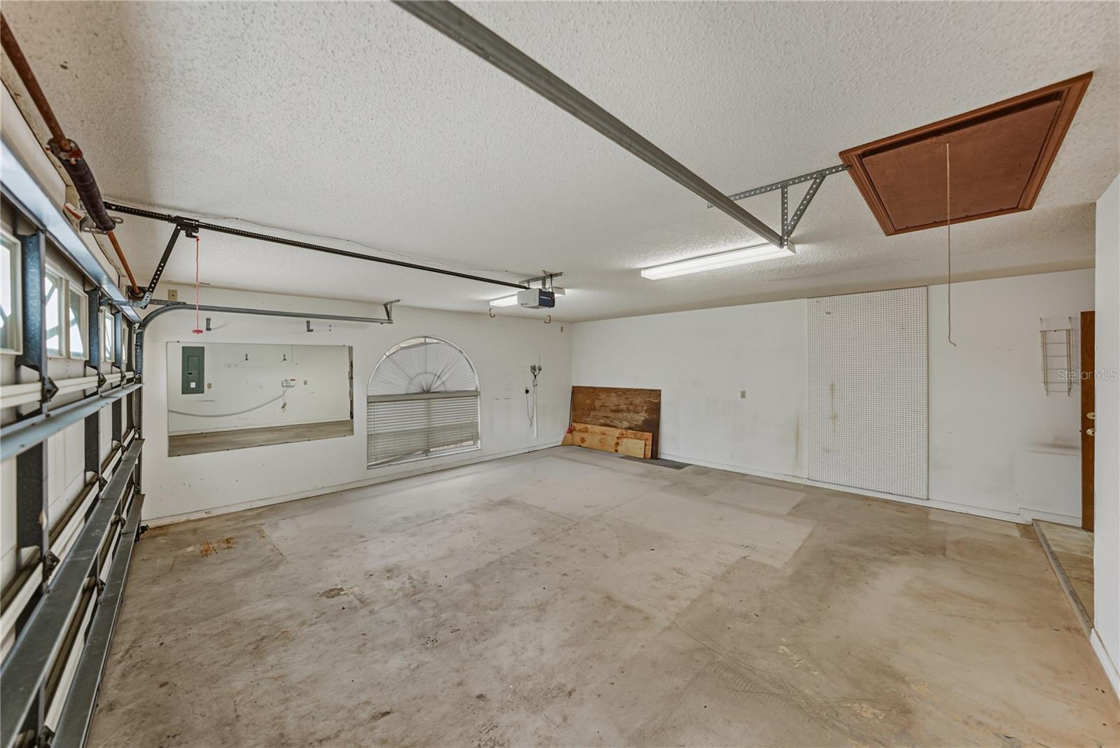 Image 53 of 92 For 1615 Lady Bowers Trail