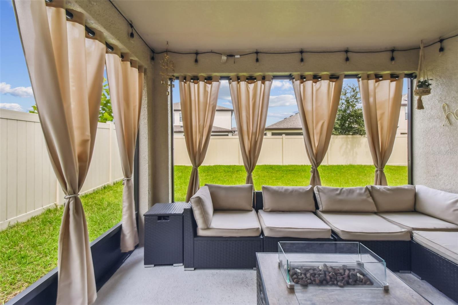 Image 31 of 56 For 14614 Brumby Ridge Avenue