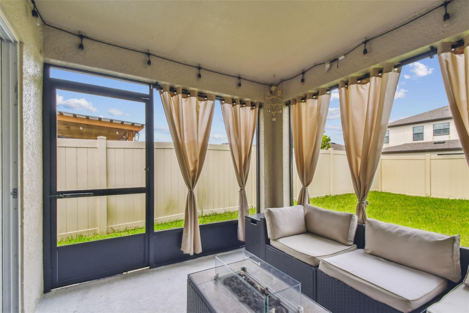 Image 33 of 56 For 14614 Brumby Ridge Avenue