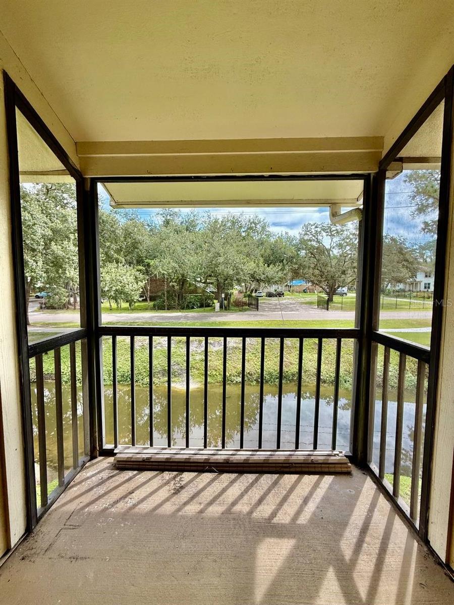 Listing photo id 15 for 13385 Arbor Pointe Circle 203