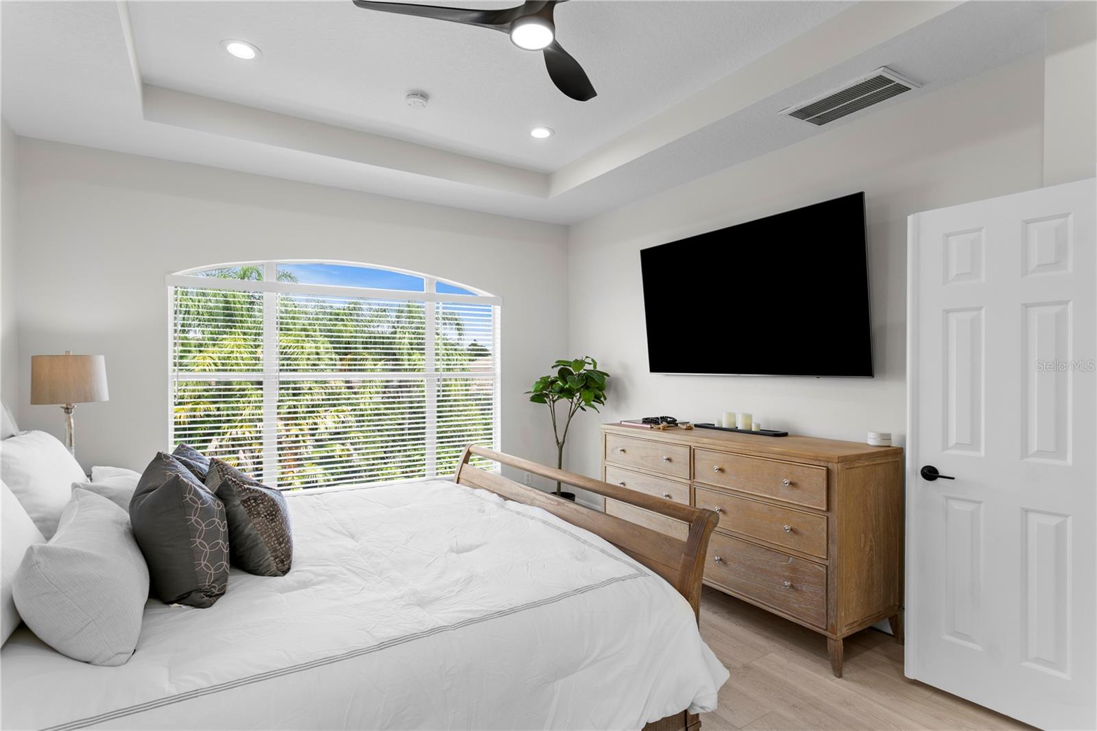 Image 44 of 81 For 14746 San Marsala Court