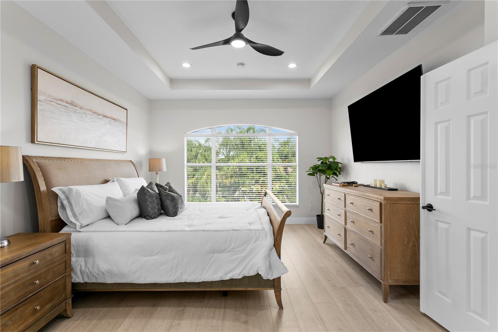 Image 45 of 81 For 14746 San Marsala Court