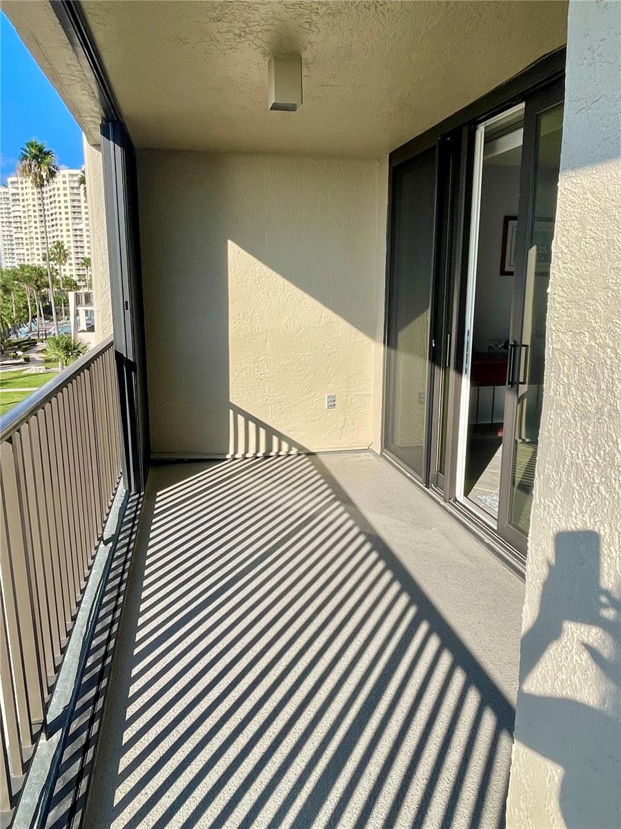 Image 12 of 29 For 1290 Gulf Boulevard 307