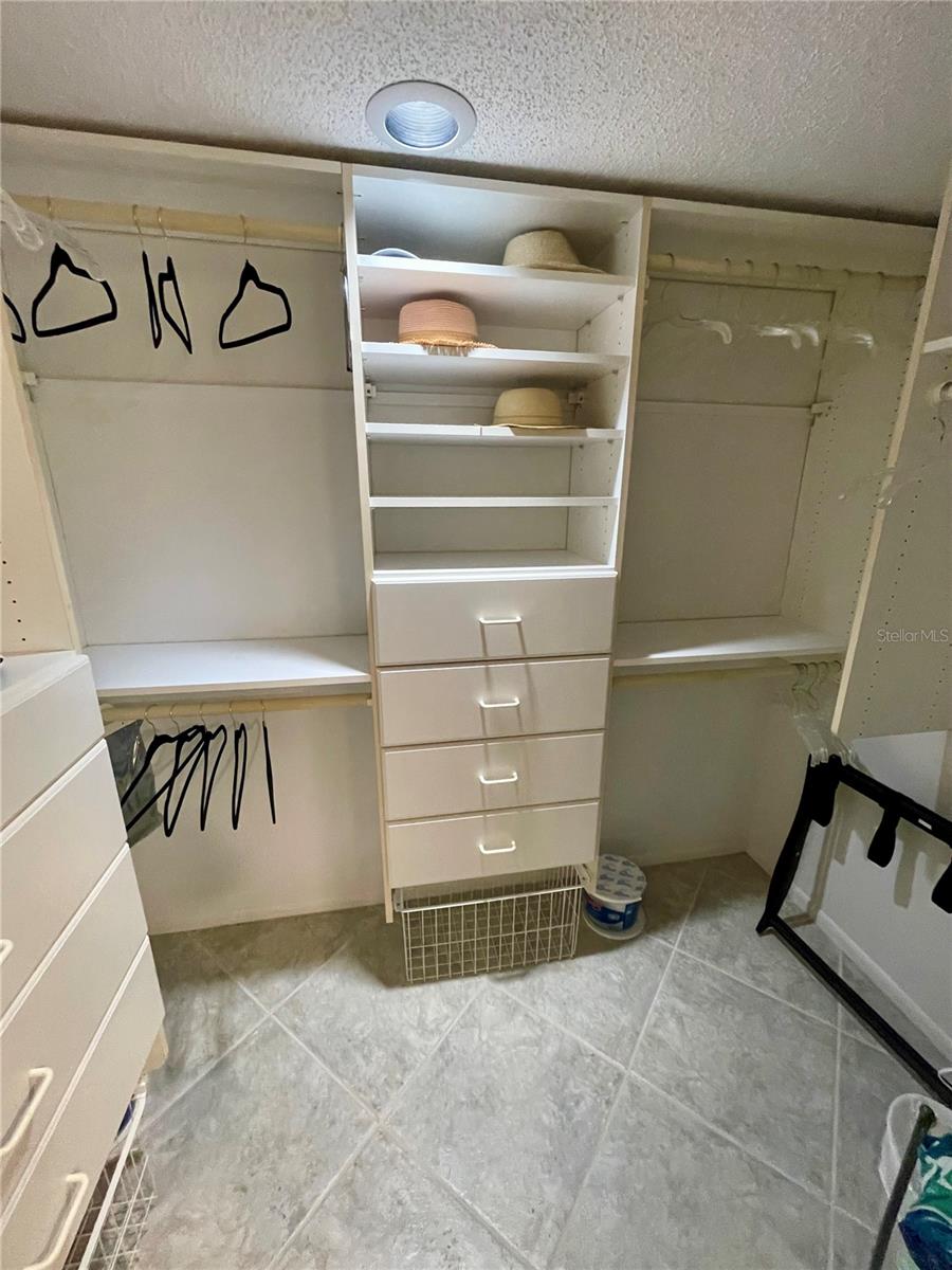 Image 19 of 29 For 1290 Gulf Boulevard 307