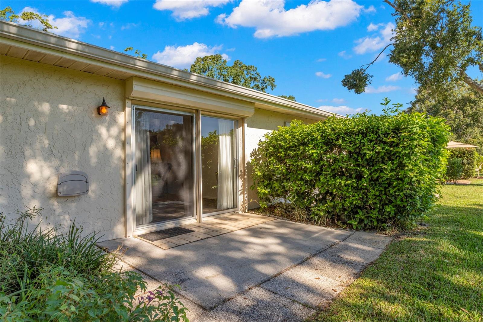 Image 10 of 61 For 1012 Dunrobin Drive D