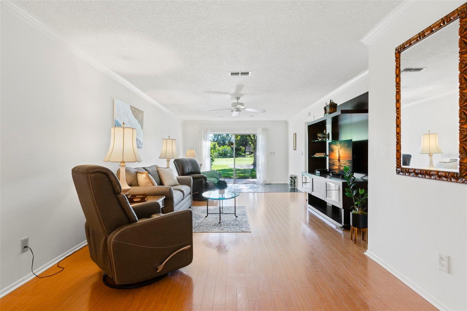 Image 13 of 61 For 1012 Dunrobin Drive D