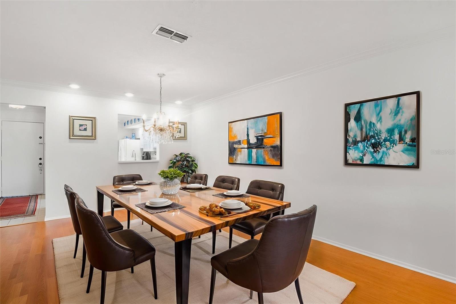 Image 20 of 61 For 1012 Dunrobin Drive D