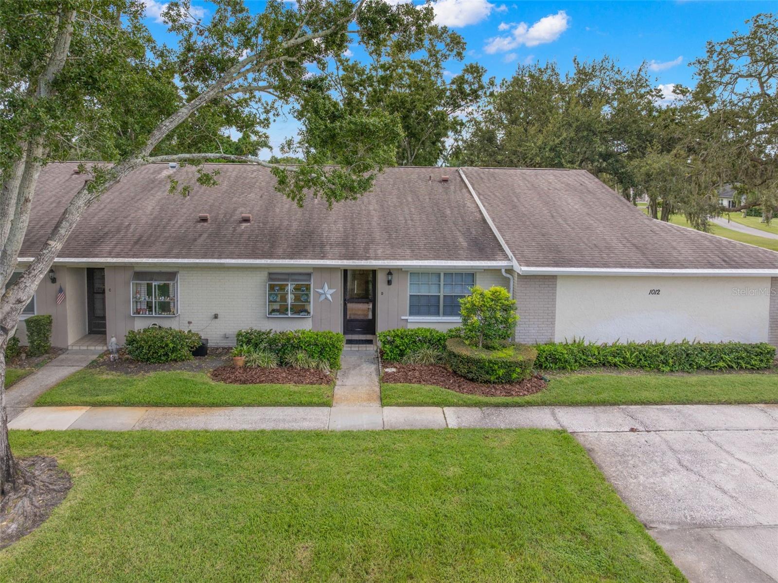 Image 39 of 61 For 1012 Dunrobin Drive D