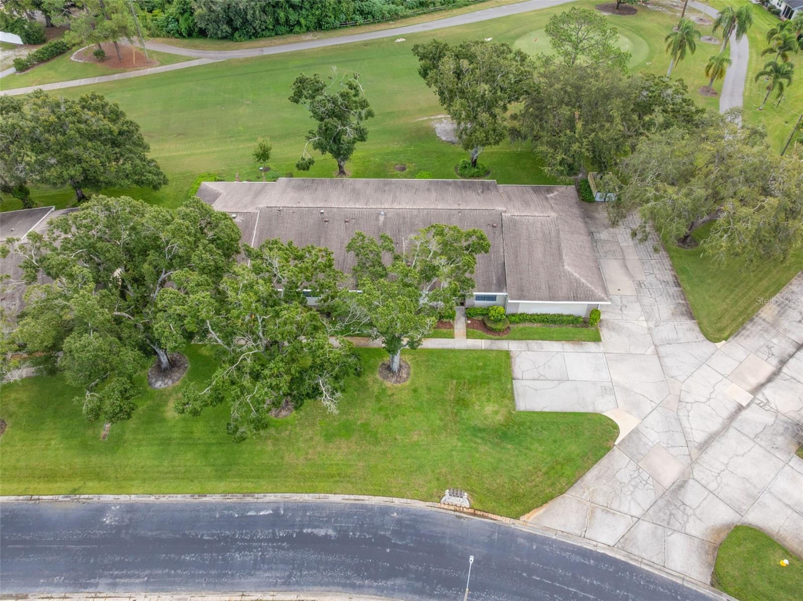 Image 43 of 61 For 1012 Dunrobin Drive D