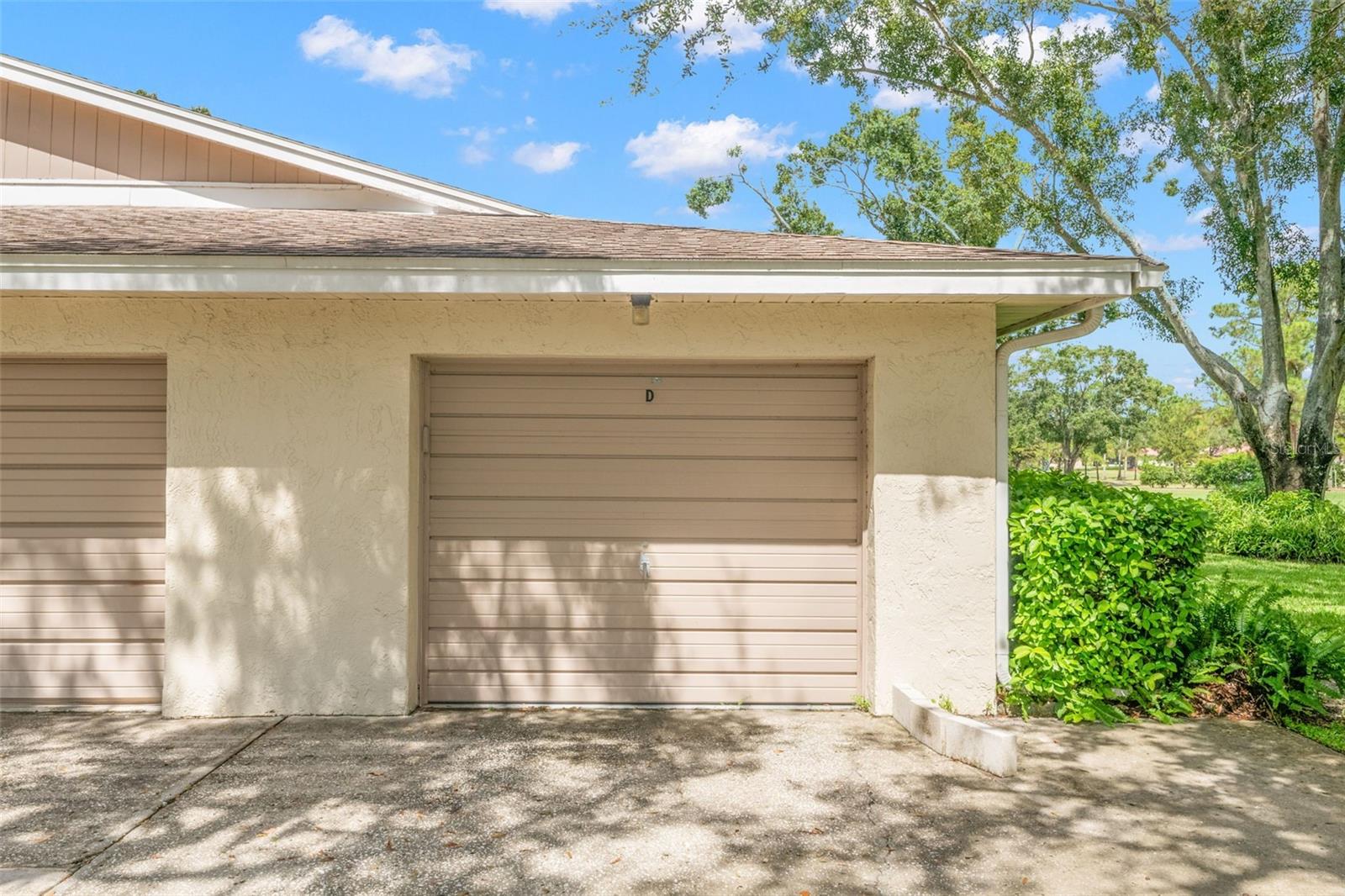 Image 5 of 61 For 1012 Dunrobin Drive D