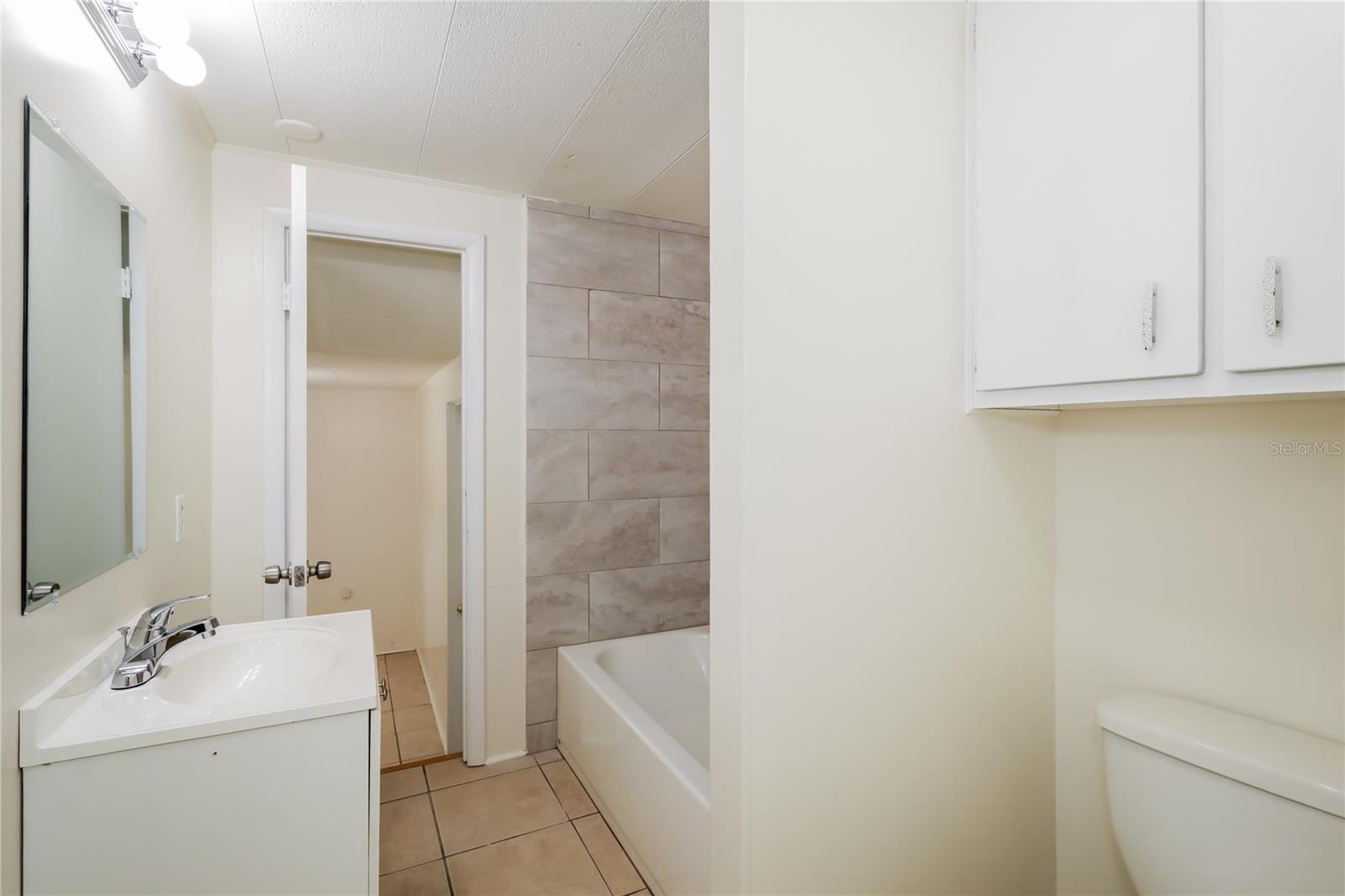 Image 17 of 21 For 133 Andora Street