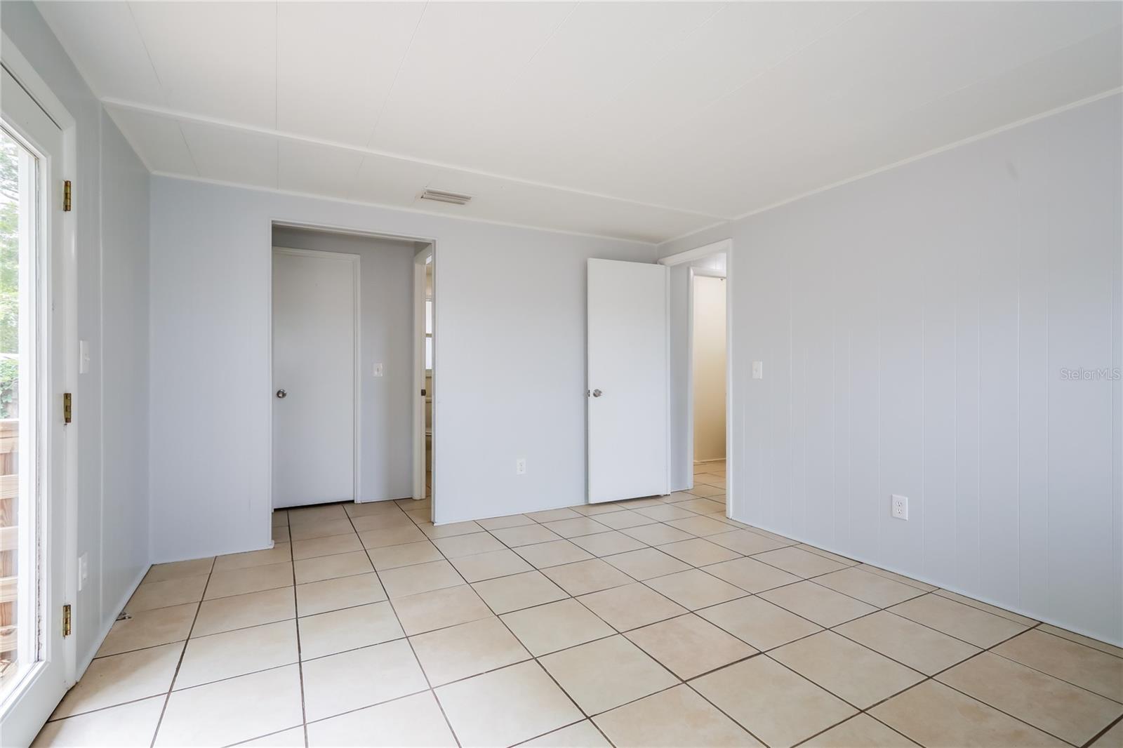 Image 9 of 21 For 133 Andora Street