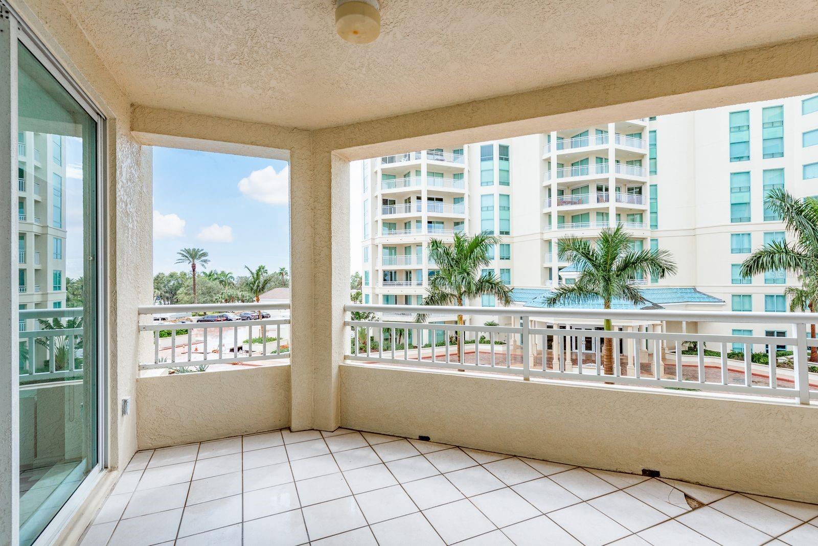 Image 31 of 78 For 1170 Gulf Boulevard 305