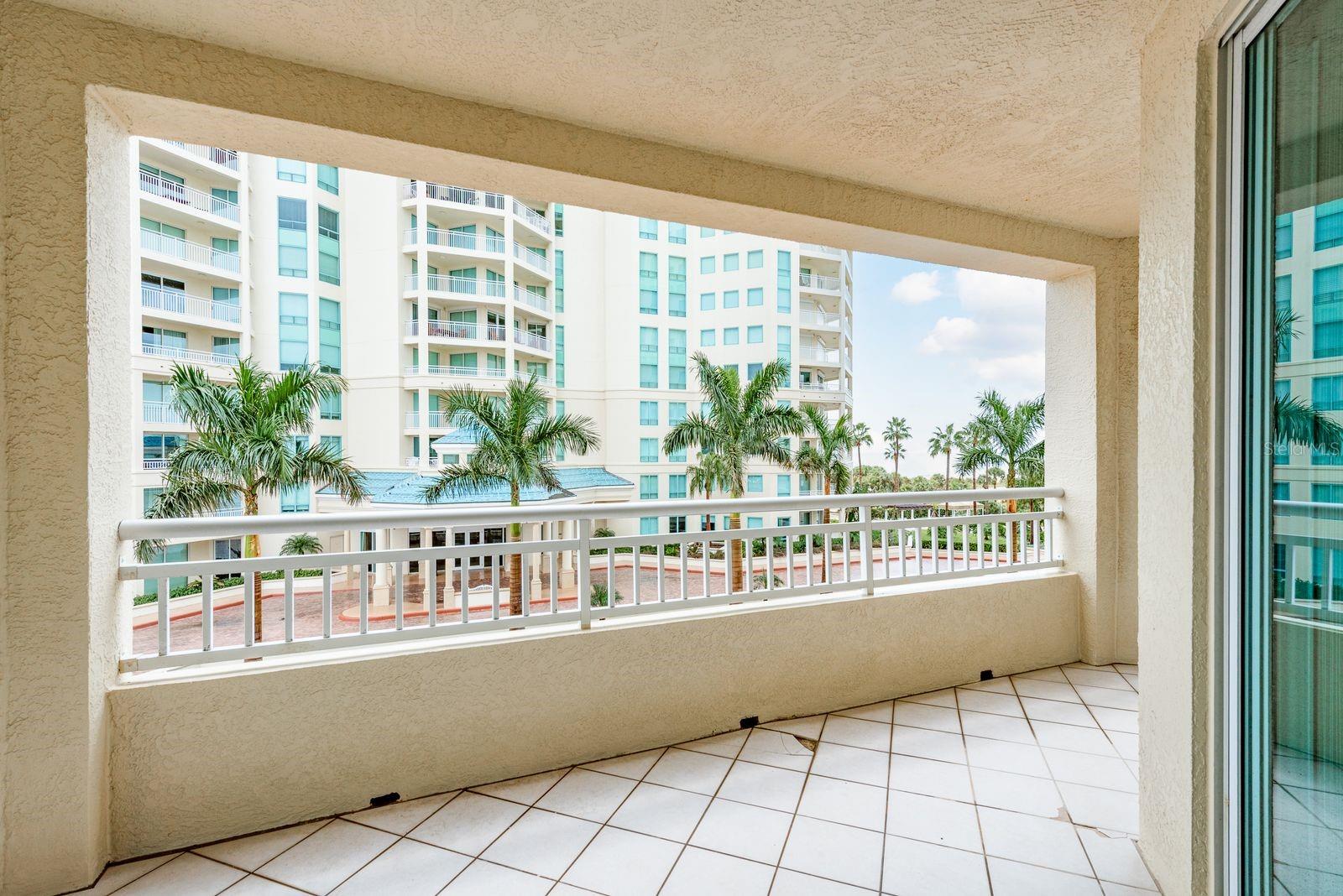Image 32 of 78 For 1170 Gulf Boulevard 305