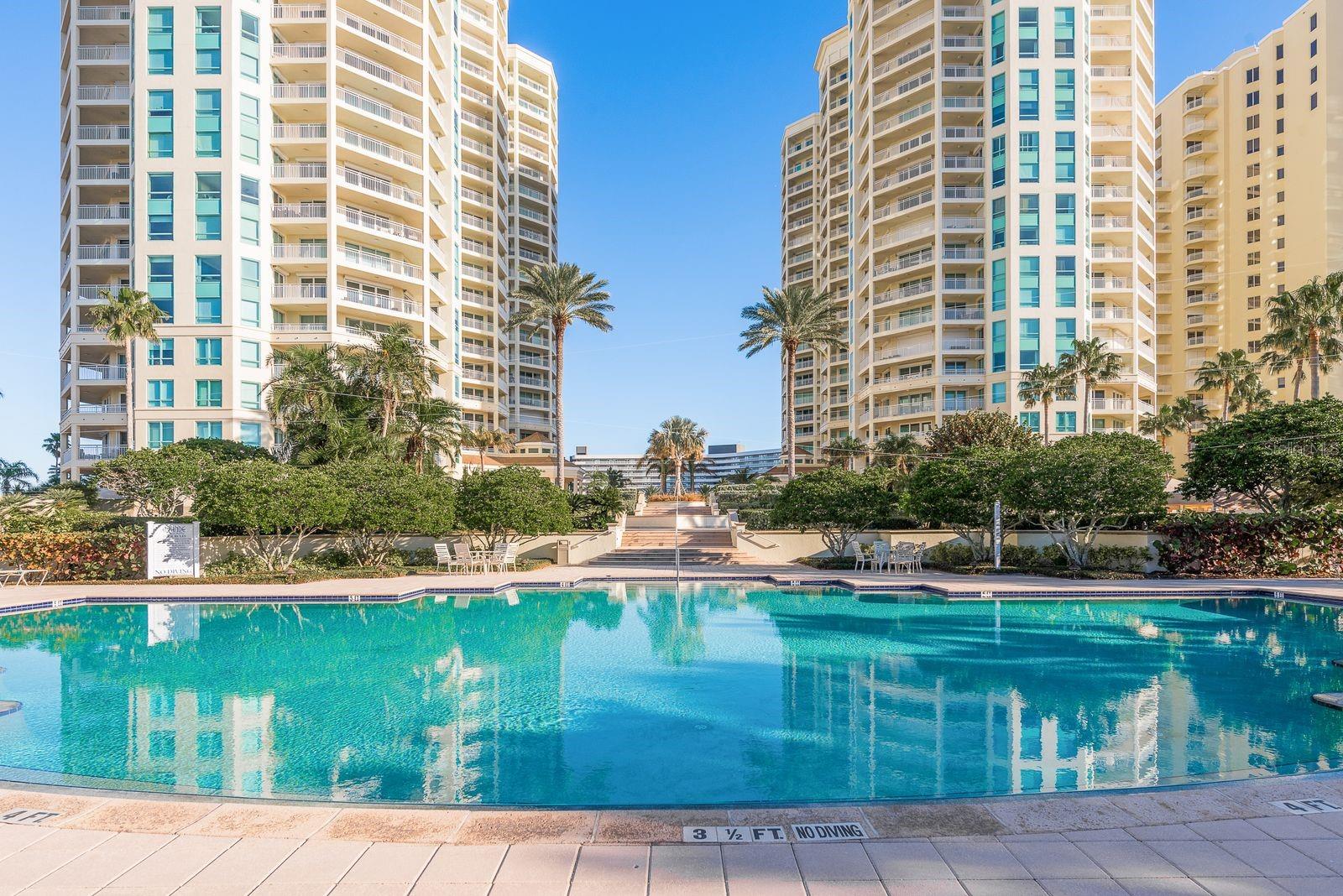 Image 42 of 78 For 1170 Gulf Boulevard 305