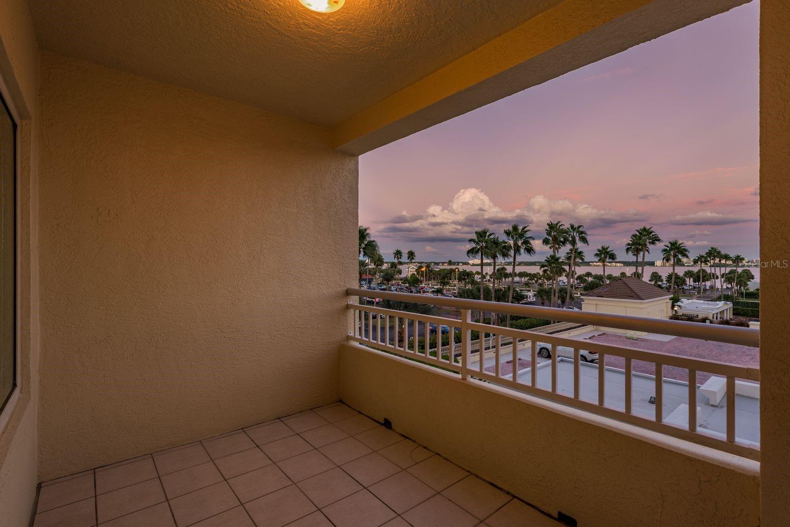 Image 68 of 78 For 1170 Gulf Boulevard 305