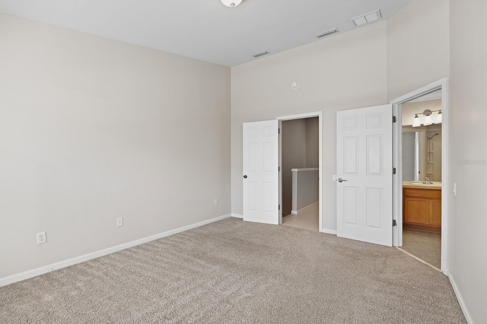 Image 14 of 30 For 10229 Red Currant Court