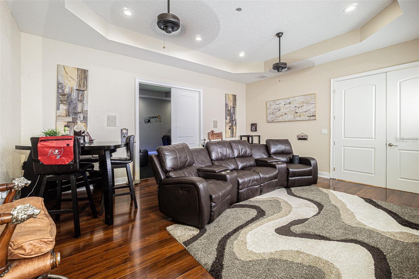 Image 16 of 38 For 13102 Done Groven Drive