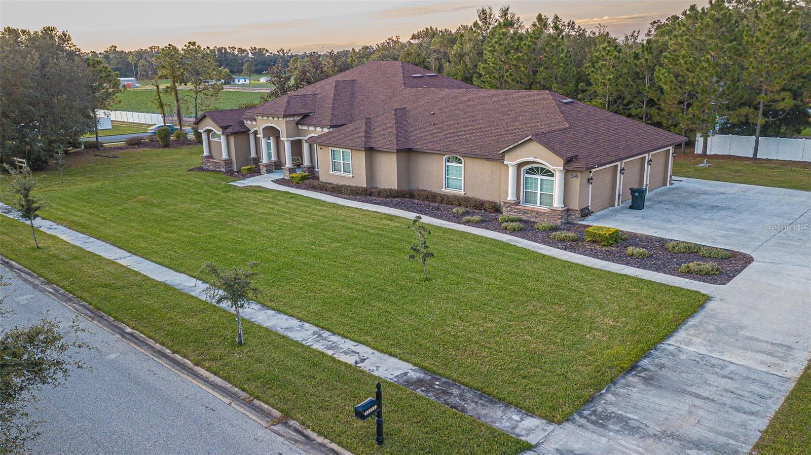 Image 34 of 38 For 13102 Done Groven Drive