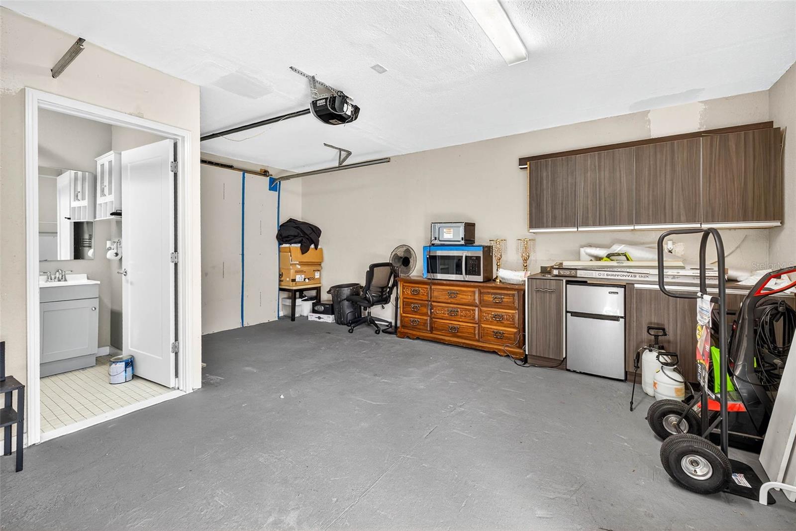 Image 21 of 25 For 10111 17th Street