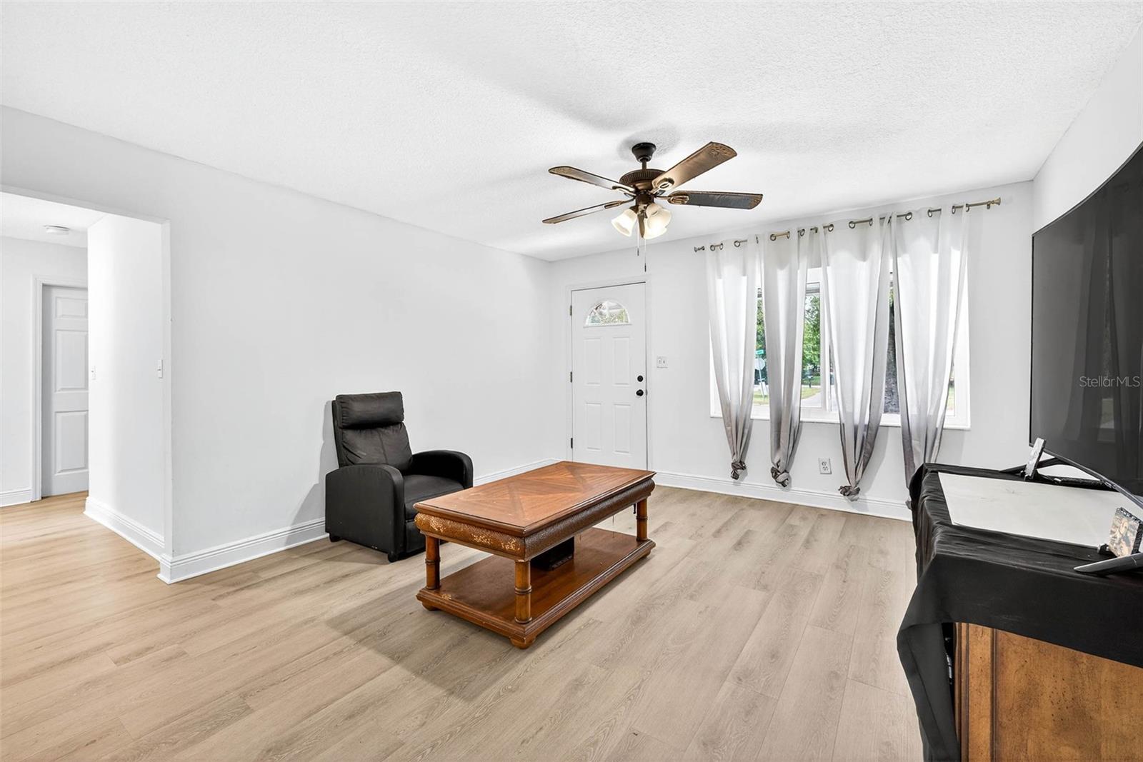 Image 7 of 25 For 10111 17th Street
