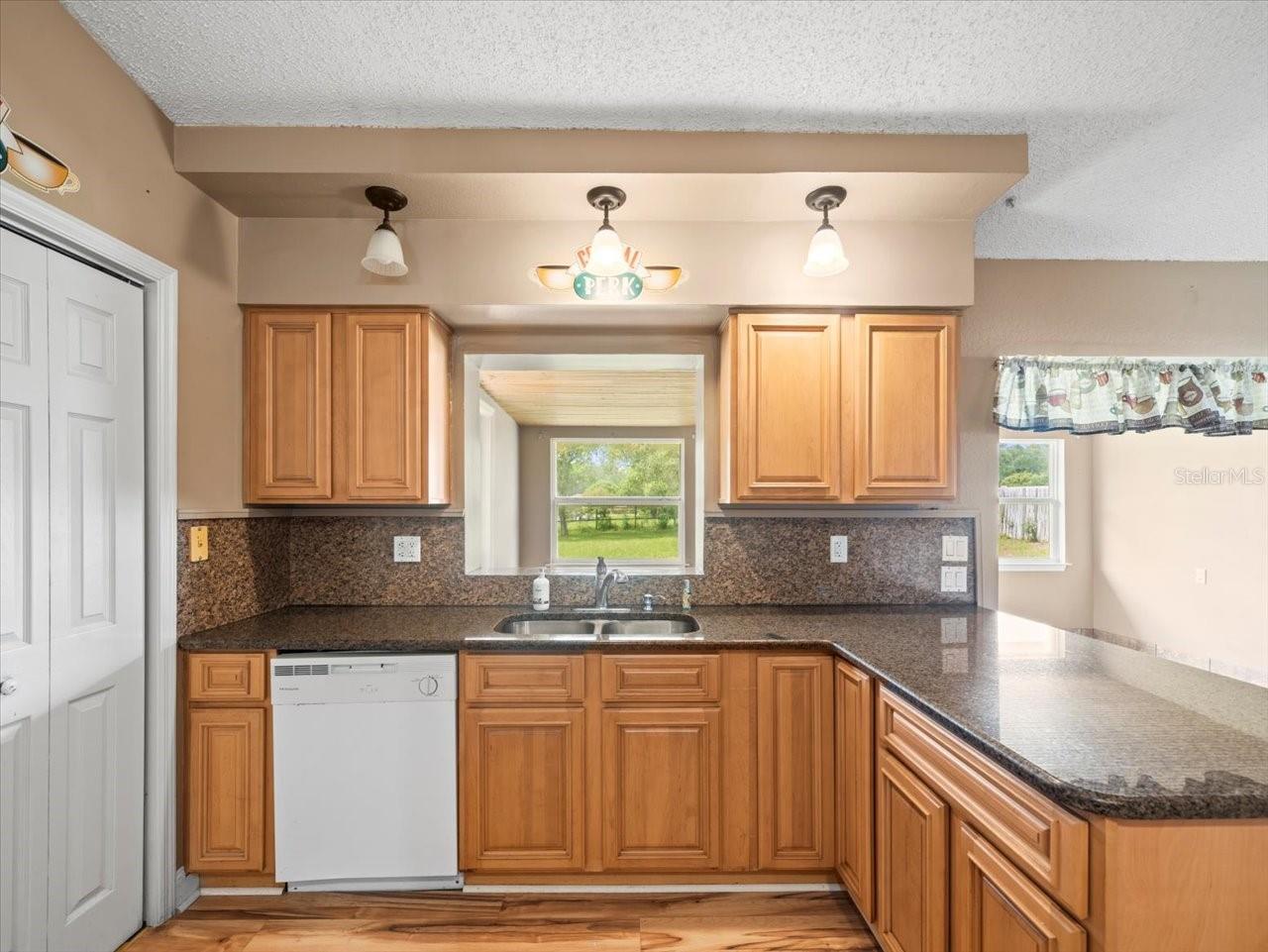 Image 14 of 43 For 9227 Nightingale Road