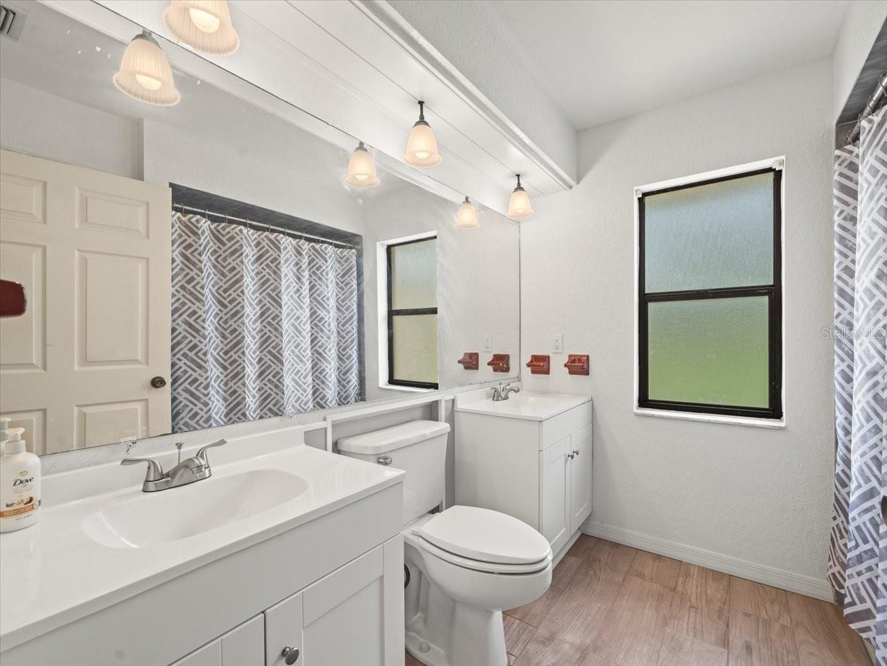 Image 30 of 43 For 9227 Nightingale Road