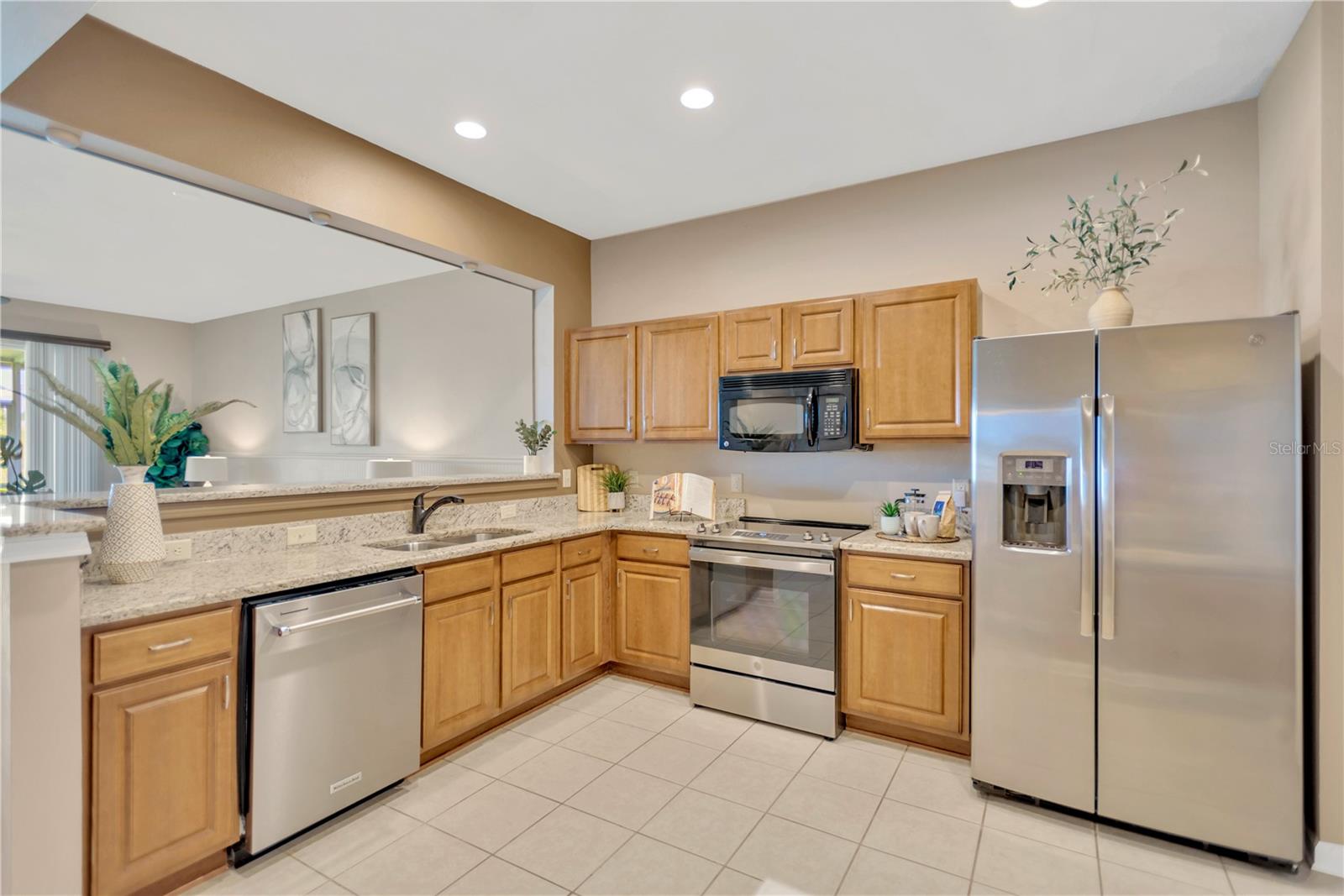 Image 11 of 32 For 4825 Pond Ridge Drive