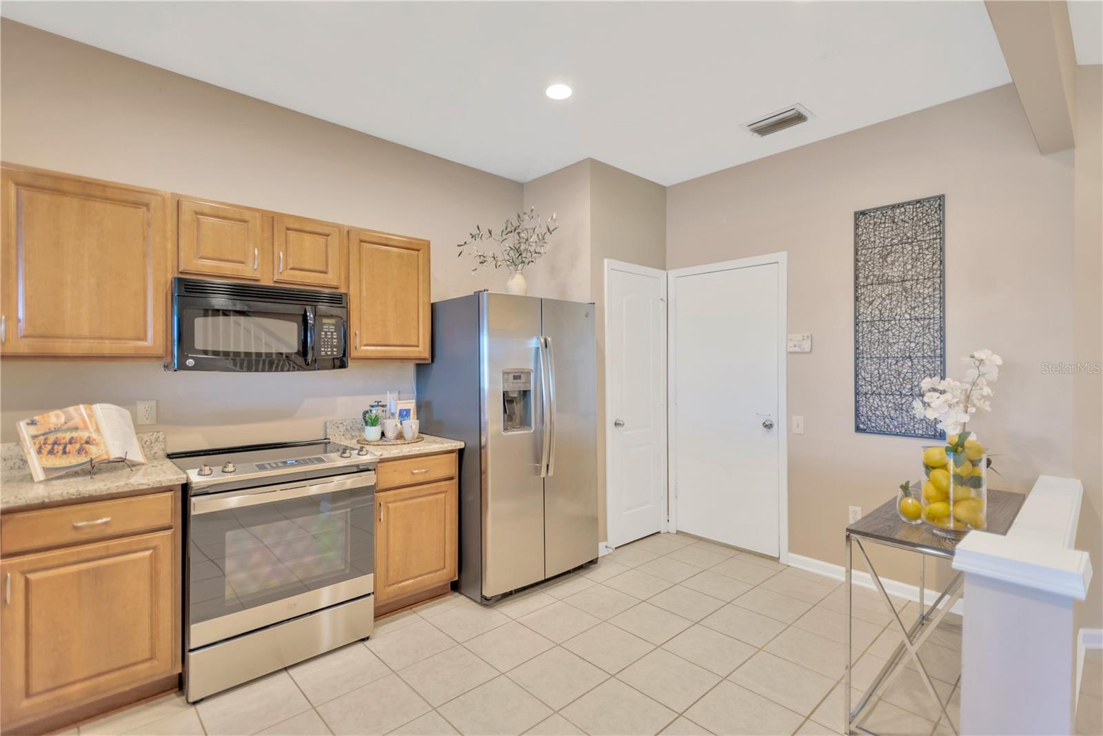 Image 12 of 32 For 4825 Pond Ridge Drive