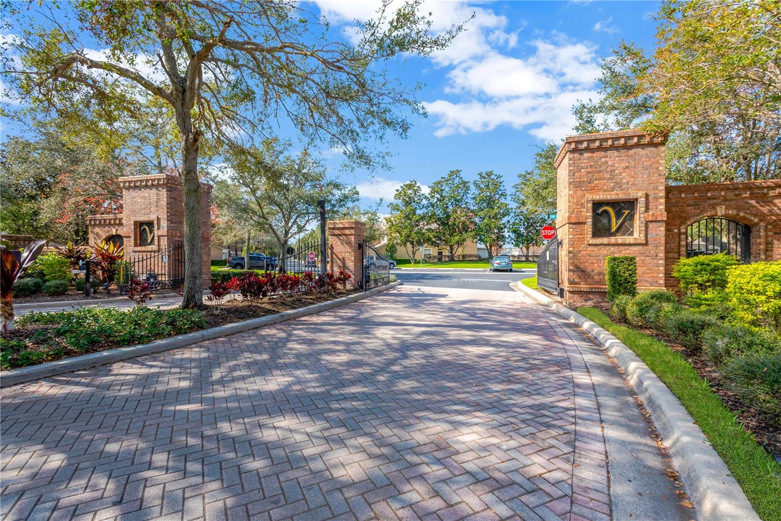 Image 30 of 32 For 4825 Pond Ridge Drive