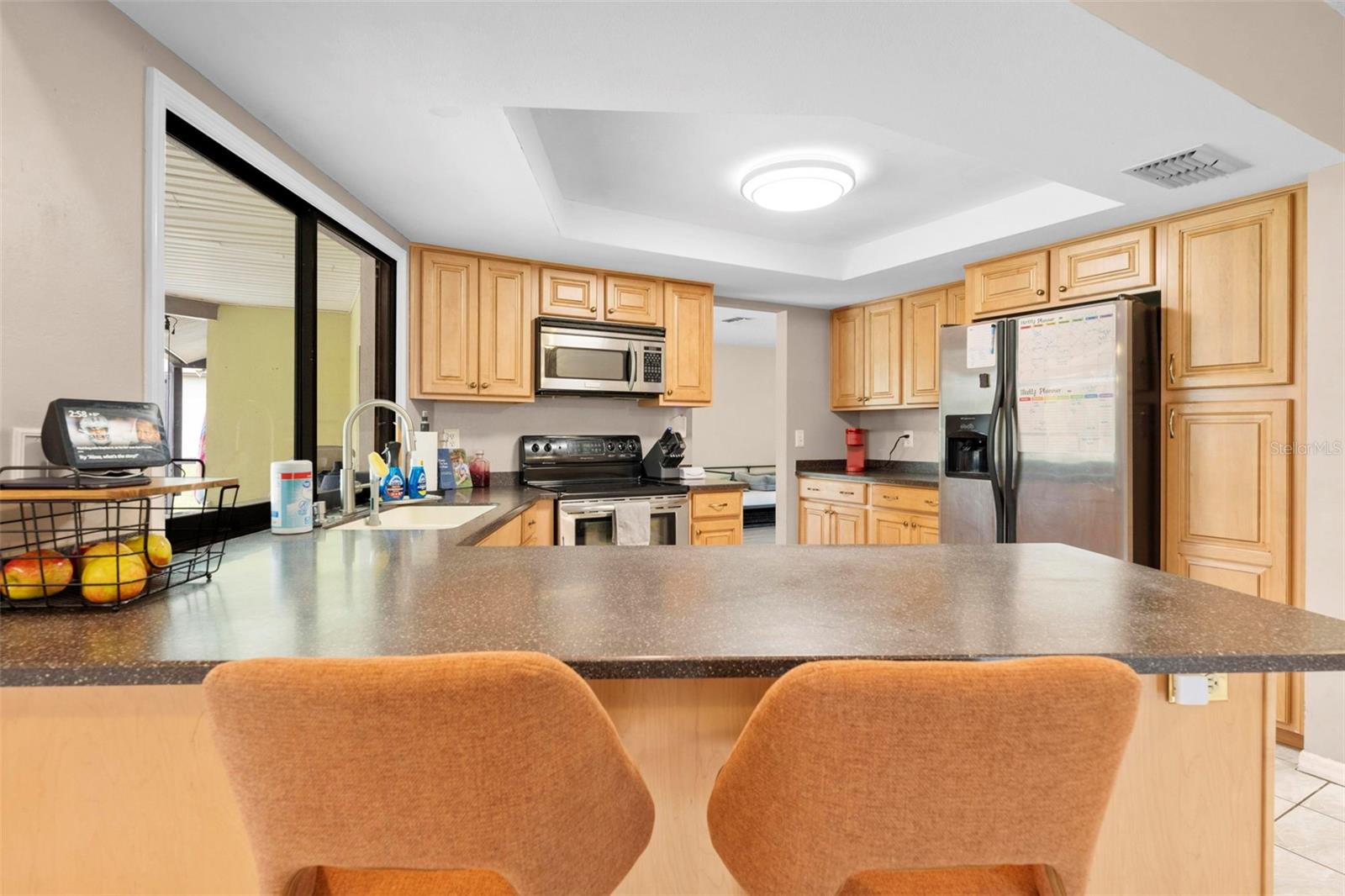 Image 12 of 60 For 9489 Northcliffe Boulevard