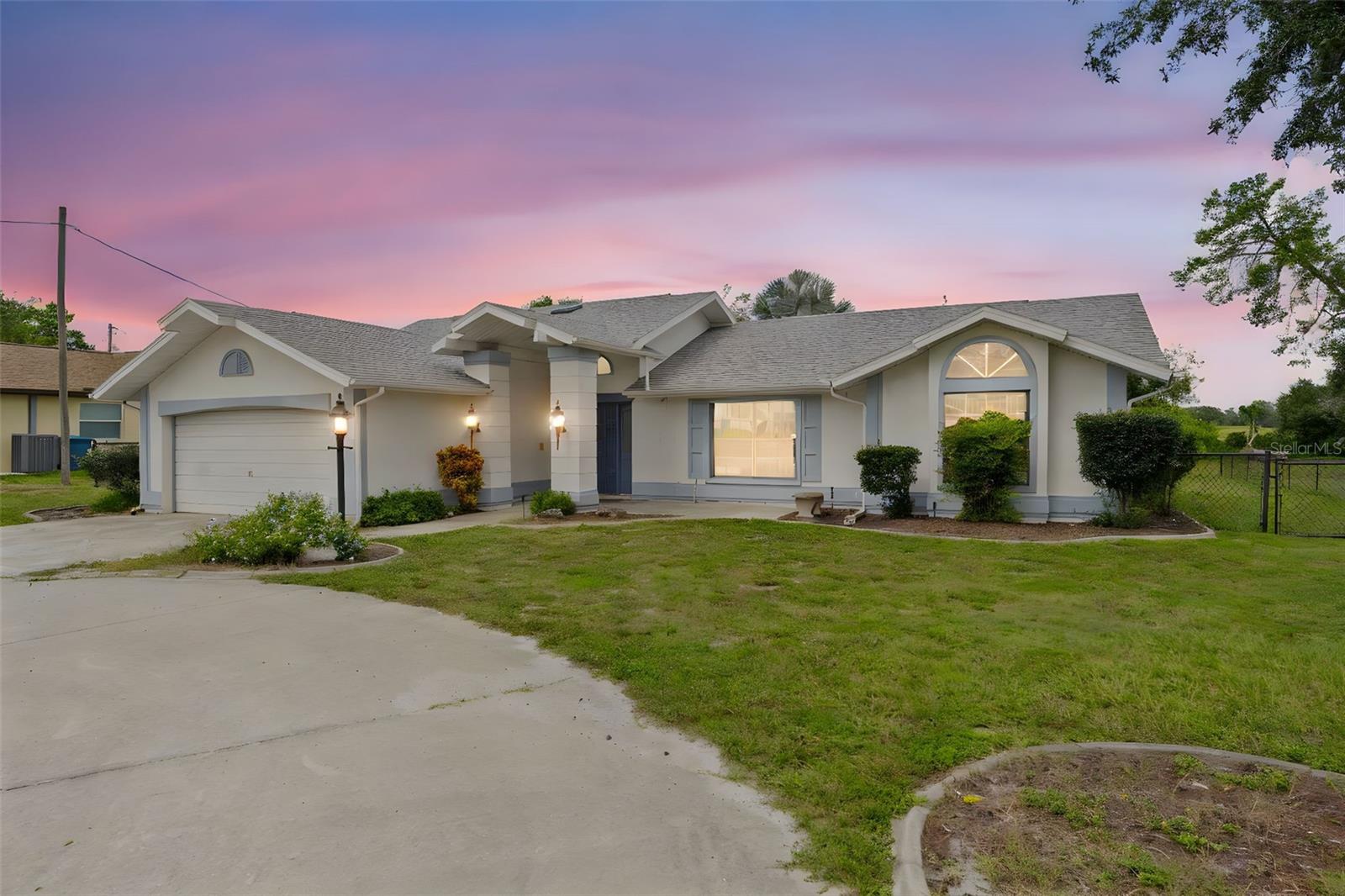 Image 2 of 60 For 9489 Northcliffe Boulevard