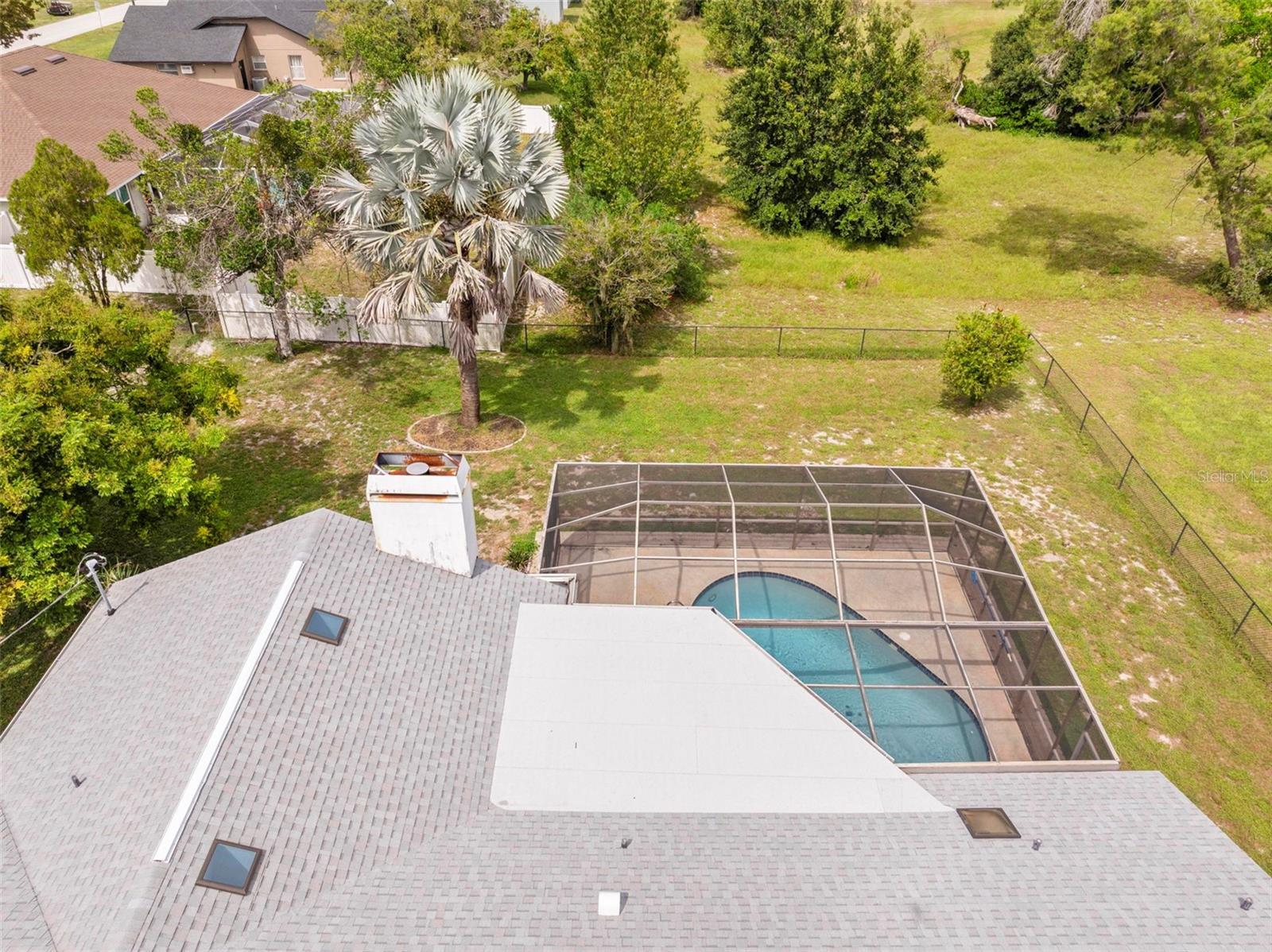 Image 21 of 60 For 9489 Northcliffe Boulevard