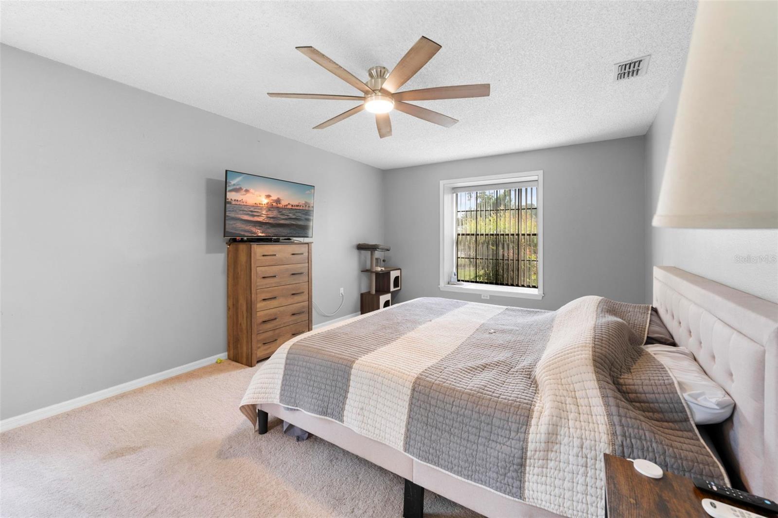 Image 29 of 60 For 9489 Northcliffe Boulevard