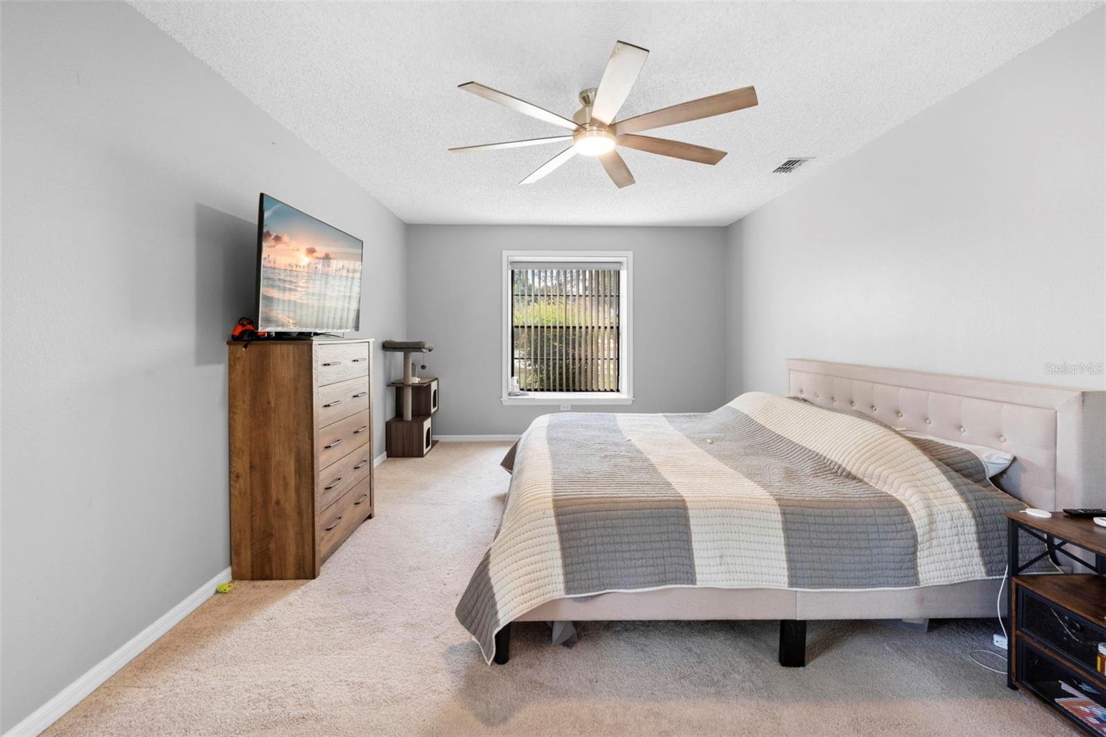 Image 30 of 60 For 9489 Northcliffe Boulevard