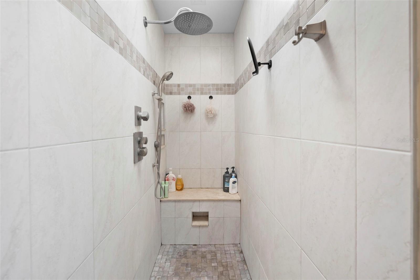 Image 33 of 60 For 9489 Northcliffe Boulevard