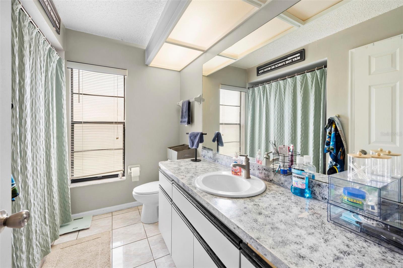 Image 40 of 60 For 9489 Northcliffe Boulevard