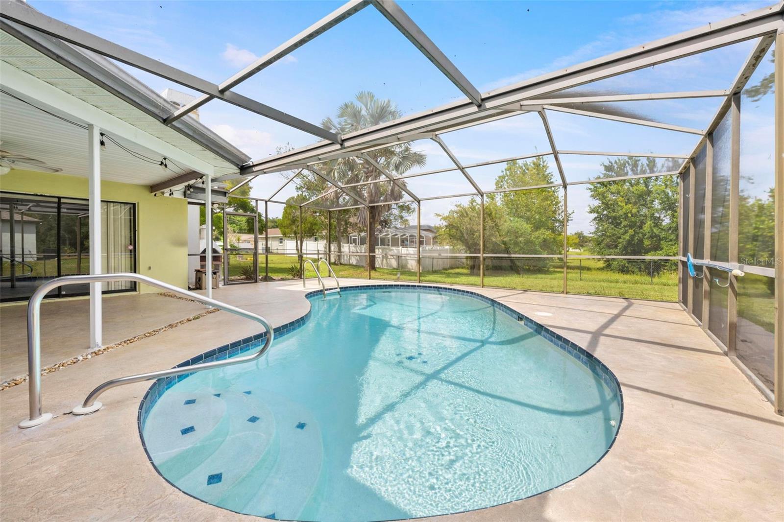 Image 54 of 60 For 9489 Northcliffe Boulevard