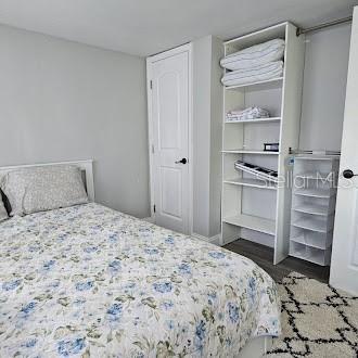 Listing photo id 12 for 7127 Grover Cleveland Boulevard 48