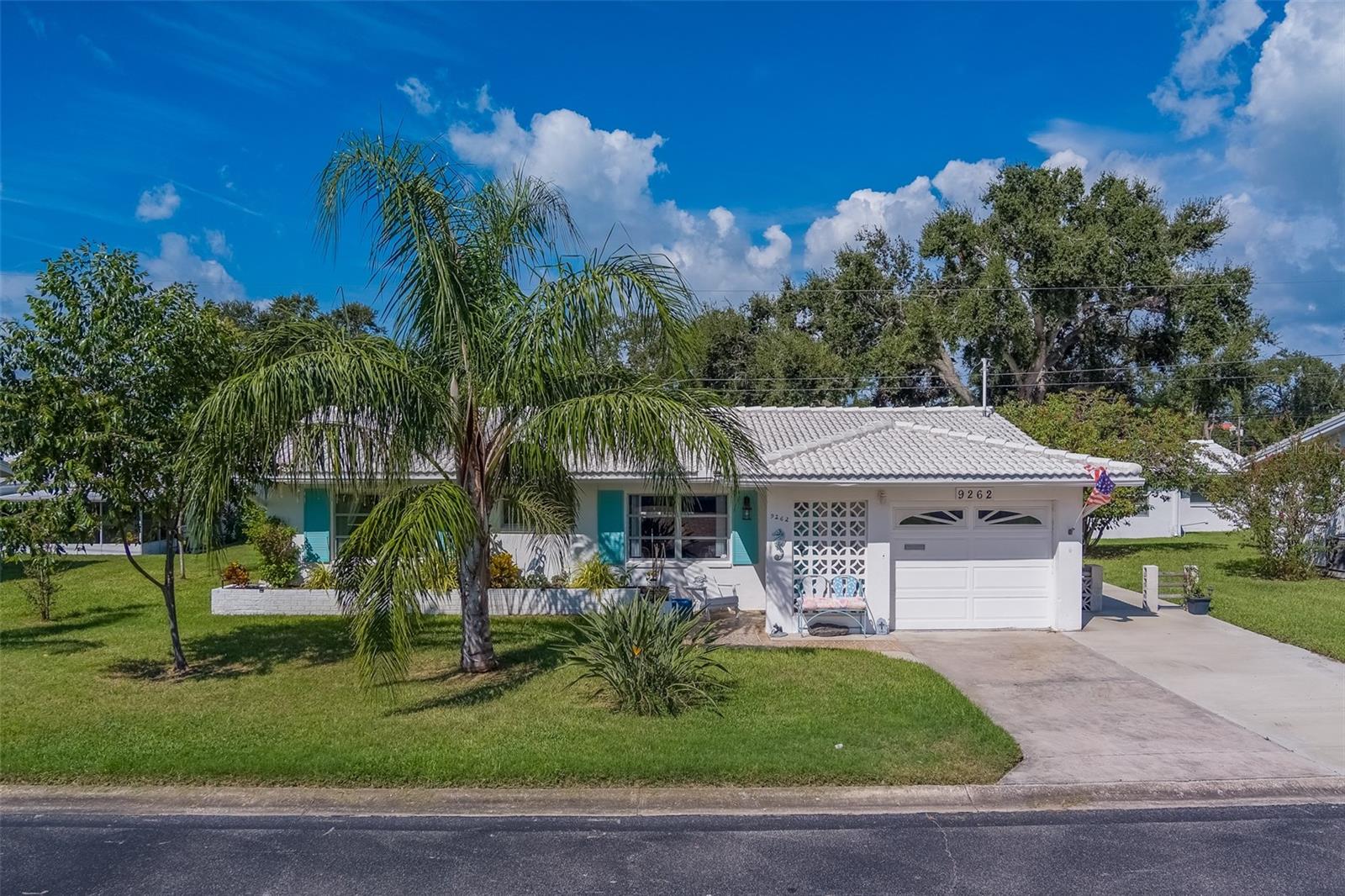 Details for 9262 140th Lane, SEMINOLE, FL 33776